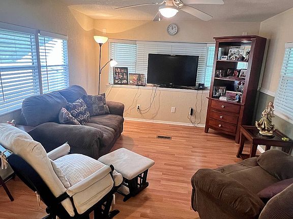5th image of 1582 London Ct