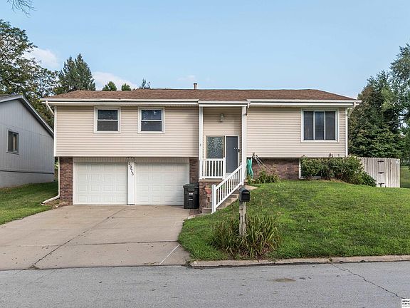 3rd image of 4973 S 147th St