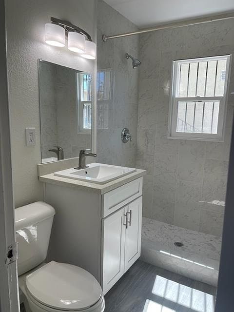 1st image of 1800 Rexford Dr APT 7