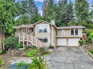 19309 65th Pl NE, Kenmore, WA 98028