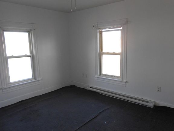 5th image of 216 S Garfield Ave Floor 2