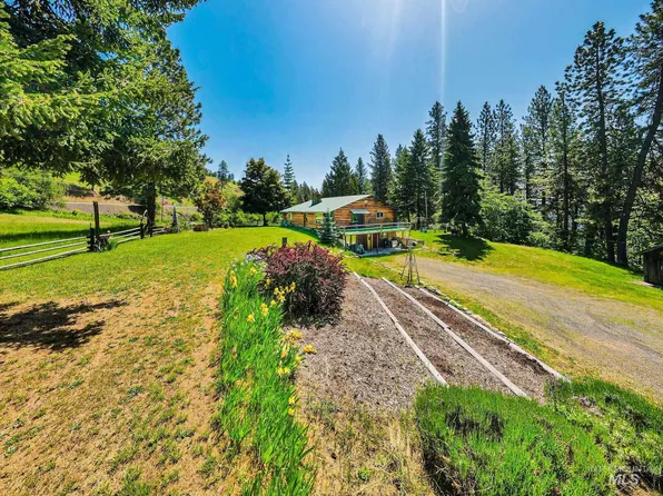 4222 Upper Fords Creek Rd, Orofino, ID 83544