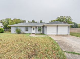 10058 Panay Way Ct, Fort Worth, TX 76108