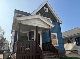 1221 N 43rd St, Milwaukee, WI 53208