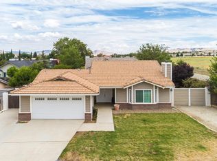 1198 Hickory Ave, Tehachapi, CA 93561