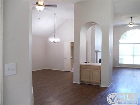 2nd image of 2612 Normandy Dr