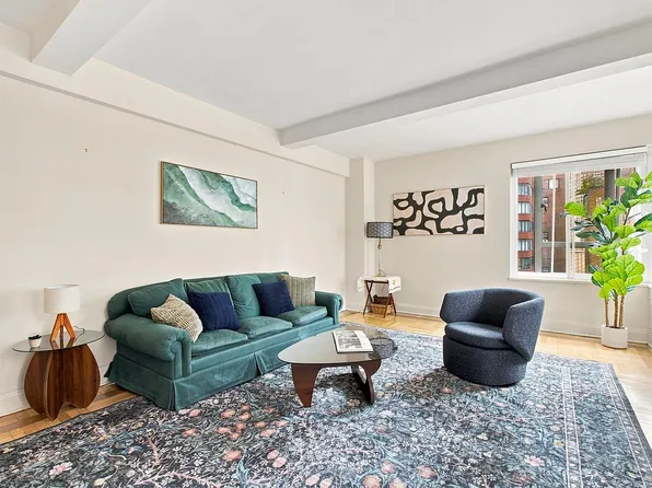 20 E 35th St APT 9D, New York, NY 10016