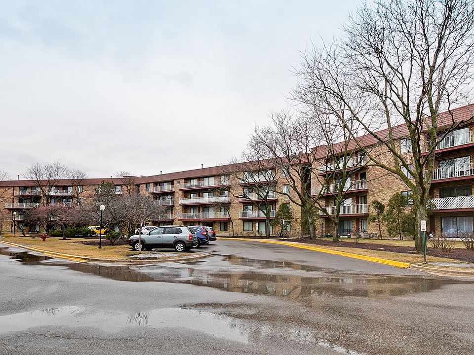 1st image of 5450 Astor Ln Unit 305