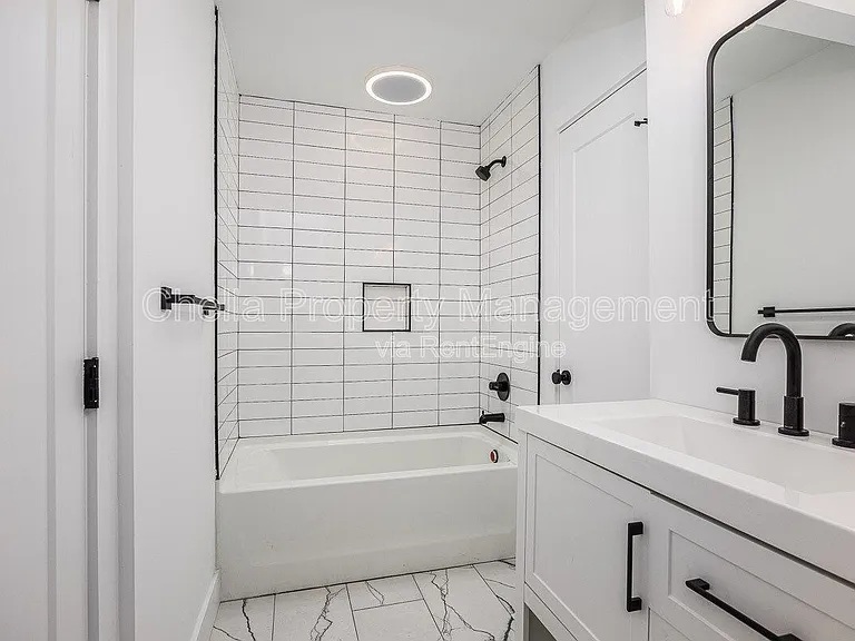 1012 Debow St #B — Photo 19