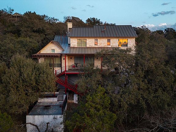 2nd image of 1017 Coventry Rd