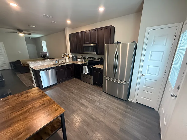 10234 Melissa Ranch Blvd — Photo 5