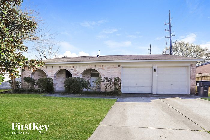 1st image of 2915 Broad Haven Dr