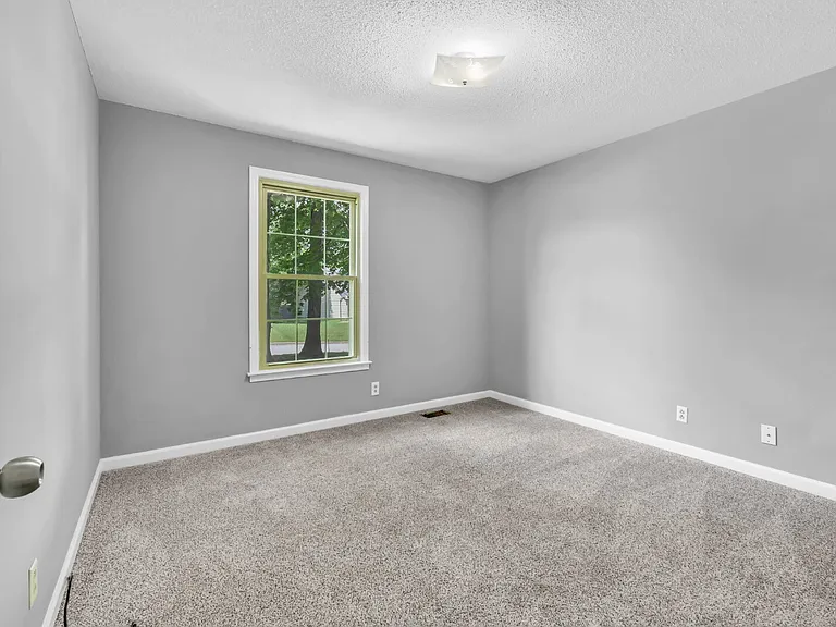 502 Havendale Ct — Photo 23
