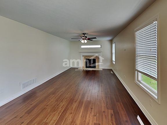 5th image of 761 Orwell St