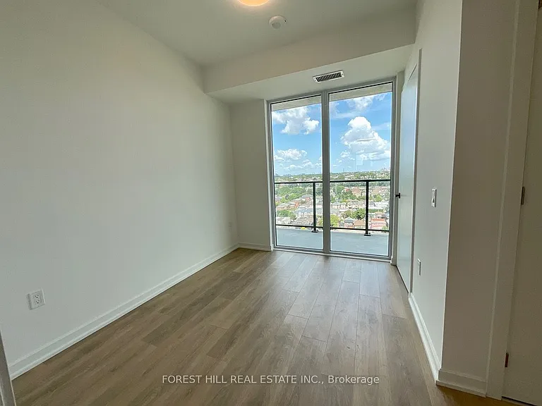 1285 Dupont St #1505 — Photo 8