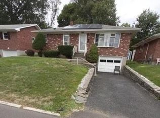 34 Ormond St, Albany, NY 12203