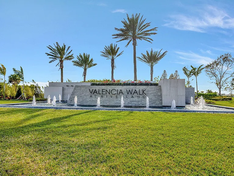 12474 SW La Costa St — Photo 56