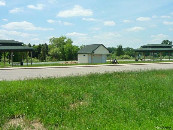 5th image of 3509 Amber Oaks Dr