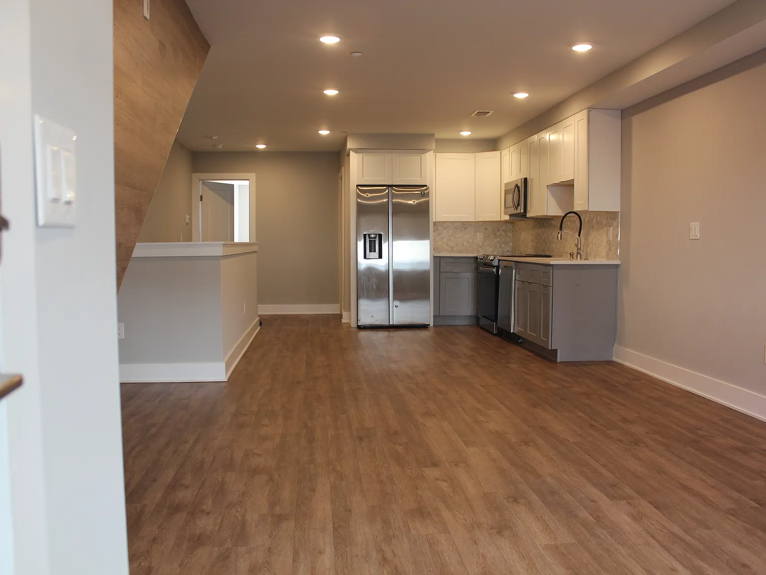3 bed, 1875 sqft, $2,925 — Photo 4