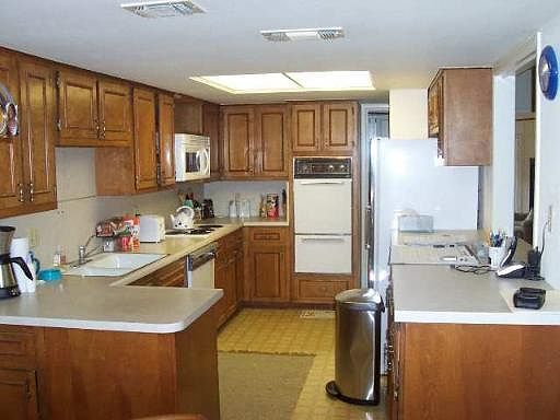 3rd image of 8418 CORTO CIR #0