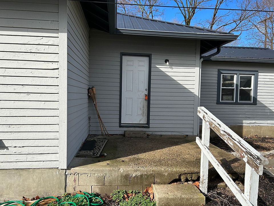 1st image of 132.5 E Mechanic St