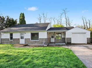 1904 Hartman Dr, South Bend, IN 46617