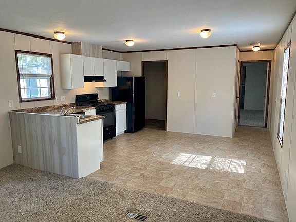 3rd image of 516 Courtland Ln #335