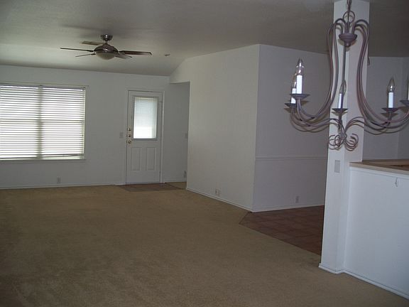 3rd image of 3929 Brook Hollow Dr