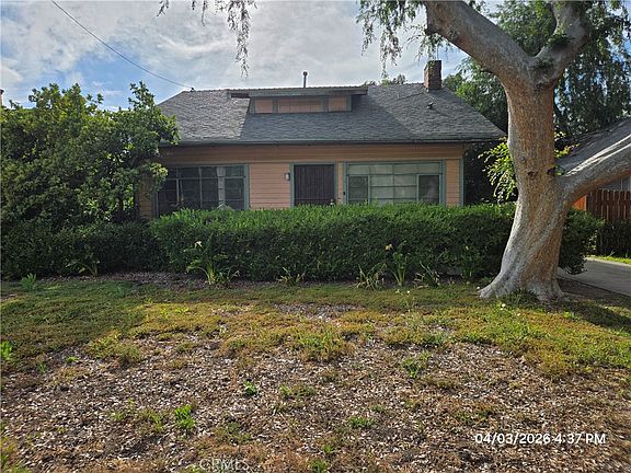 2nd image of 871 S Los Robles Ave