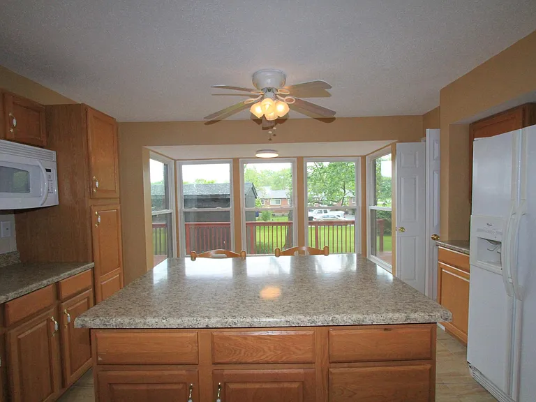 238 Saint Marys Dr — Photo 17