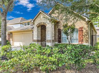 18318 W Williams Bend Dr, Cypress, TX 77433