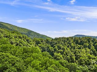 158 Sugar Cove Rd, Weaverville, NC 28787