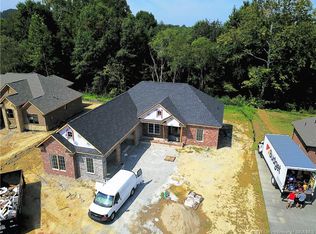 1221 Amy Ave, Sellersburg, IN 47172