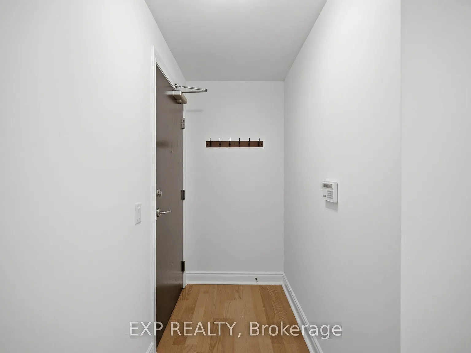 2 bed, $3,000 — Photo 3