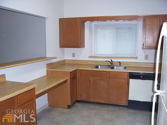 4th image of 3006 River Station Dr