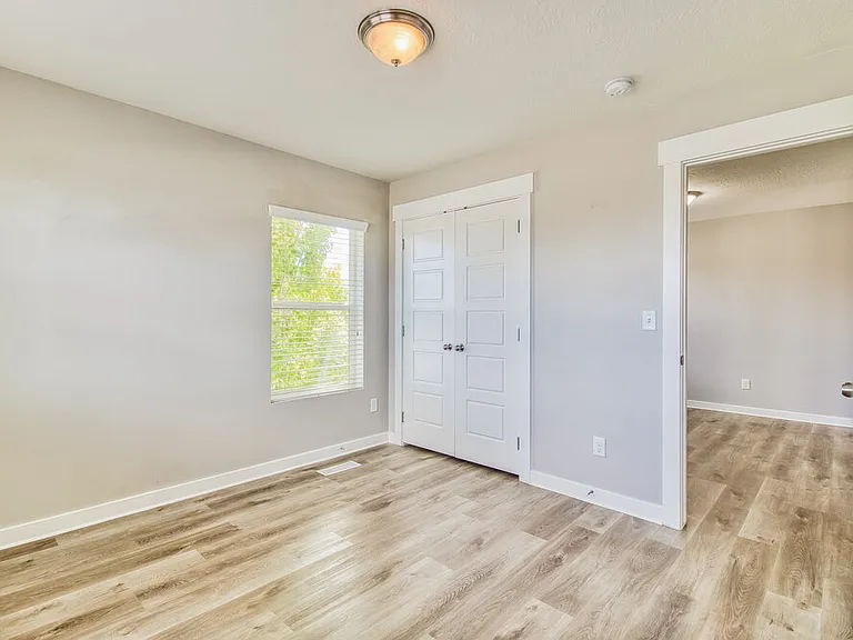 13368 S Moorfield Dr — Photo 12