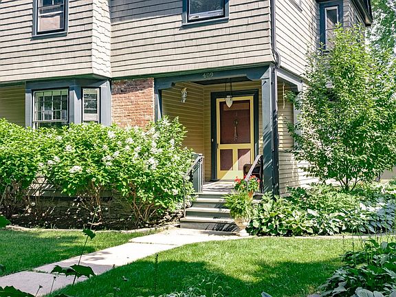 2nd image of 409 Laurel Ave