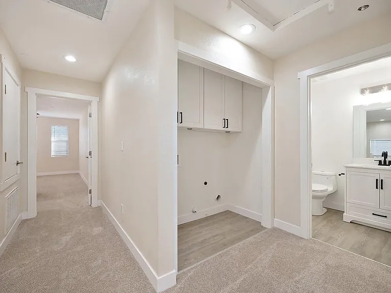 2985 San Jose Way #1 — Photo 8