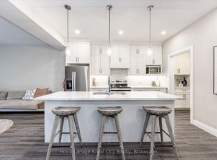35 Wideman Blvd #3, Guelph, ON