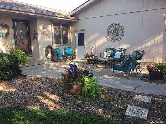3rd image of 2250 Shalimar Dr