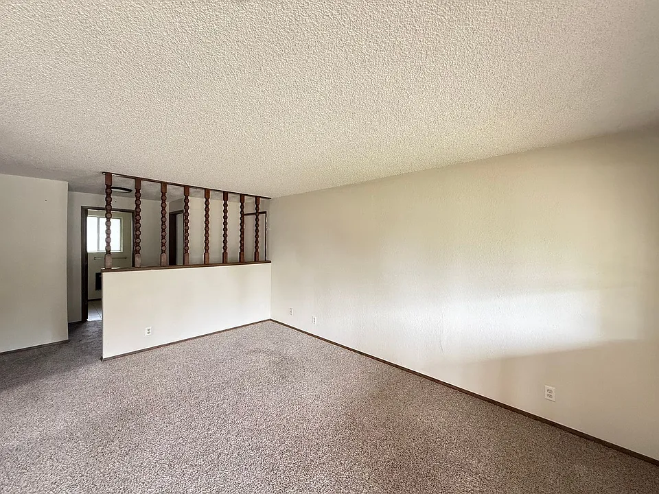 25116 Cheney Dr