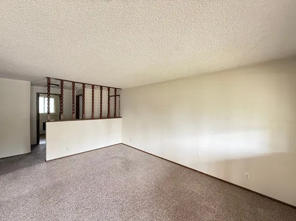 Cheney Two, 25116 Cheney Dr #25118CH, Veneta, OR 97487