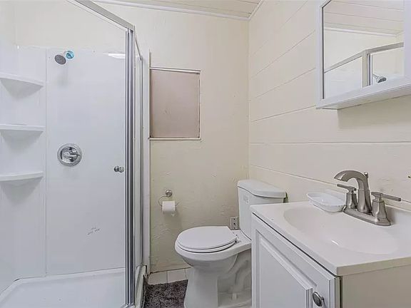 2nd image of 1039 W 12th St
