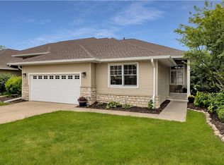 4710 Mills Civic Pkwy UNIT 703, West Des Moines, IA 50265