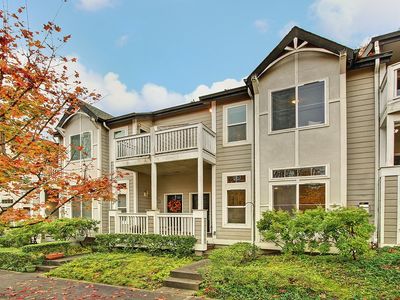 9700 Ravenna Ave NE APT 2, Seattle, WA, 98115