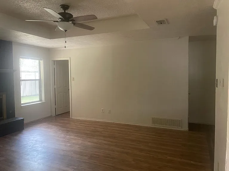 2512 La Paloma Dr — Photo 15