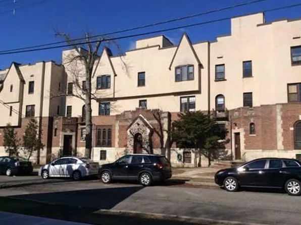 72 W Hudson Ave, Englewood, NJ 07631