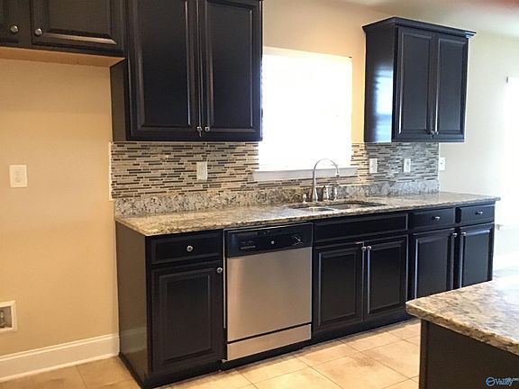 4th image of 7429 S Catawba Cir