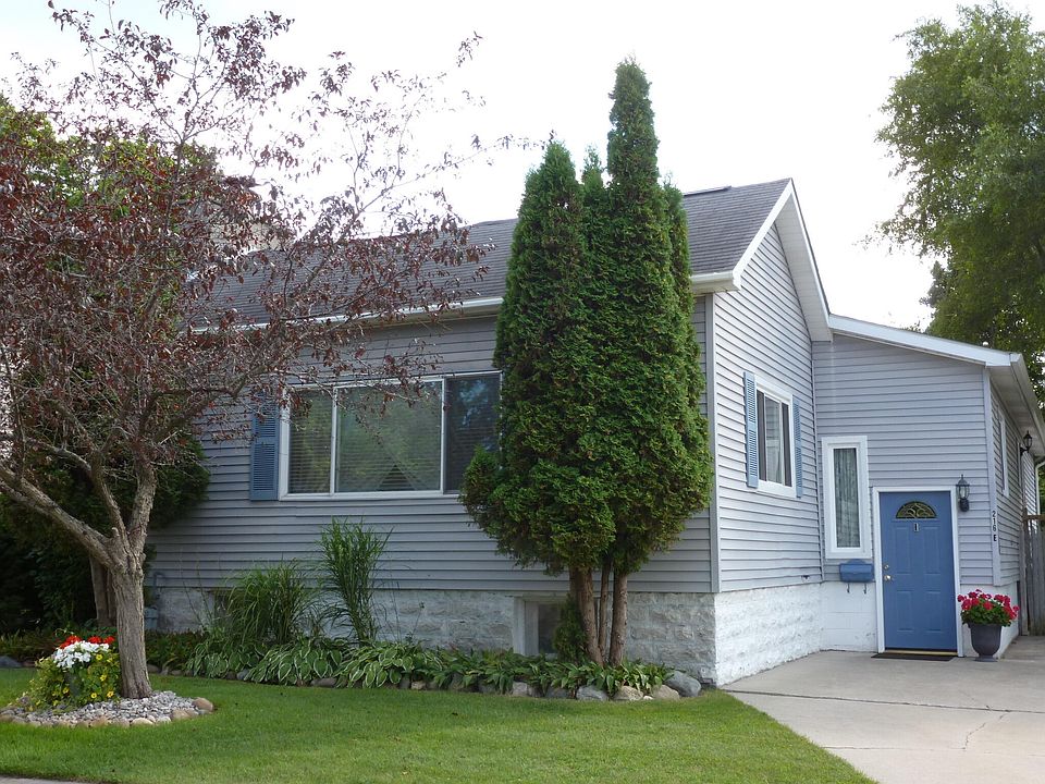 1st image of 216 E Campbell St