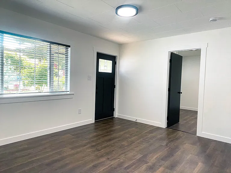 4825 NE Alberta Ct — Photo 5